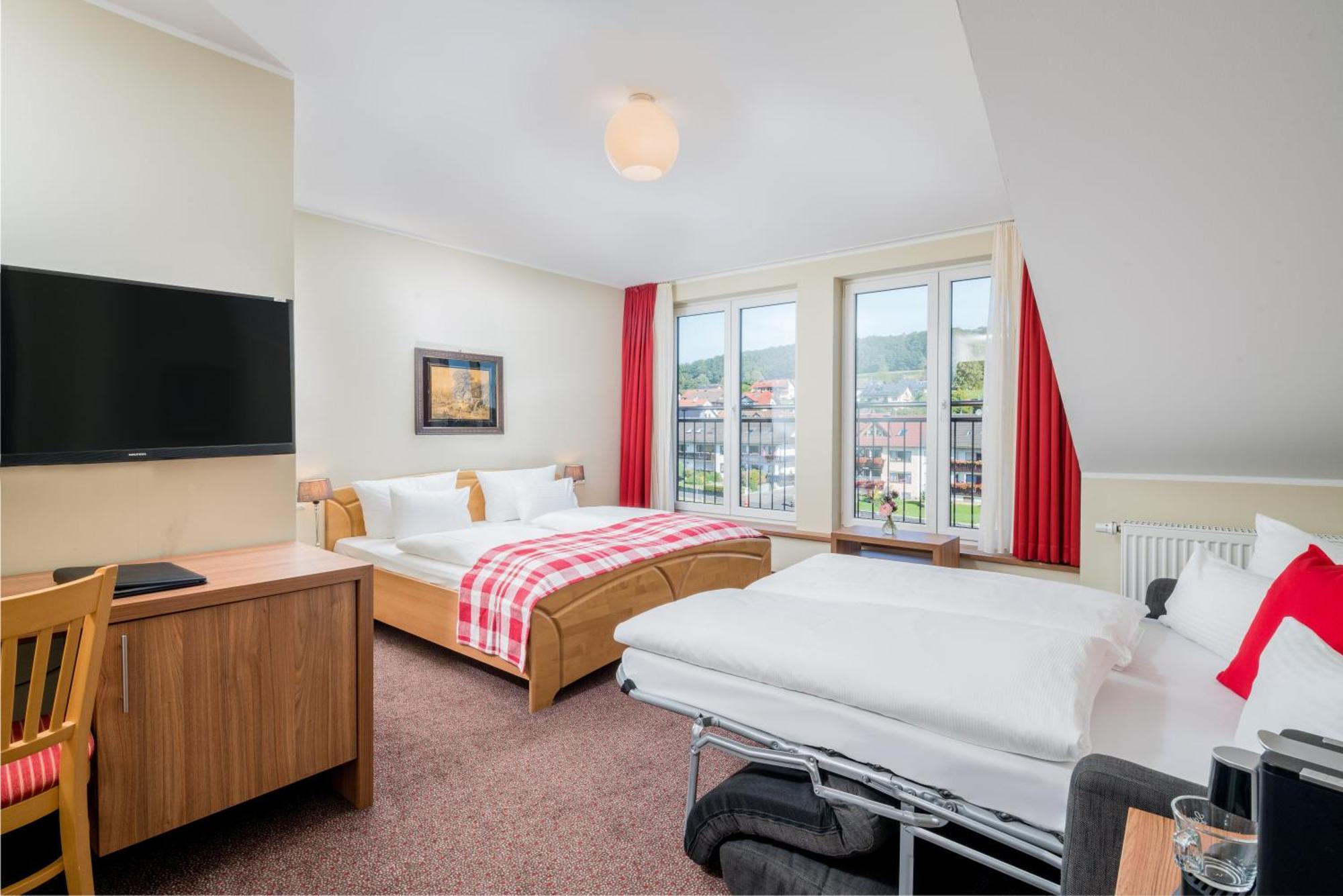 Best Western Hotel Brunnenhof ไวเบอร์สบรุนน์ ภายนอก รูปภาพ