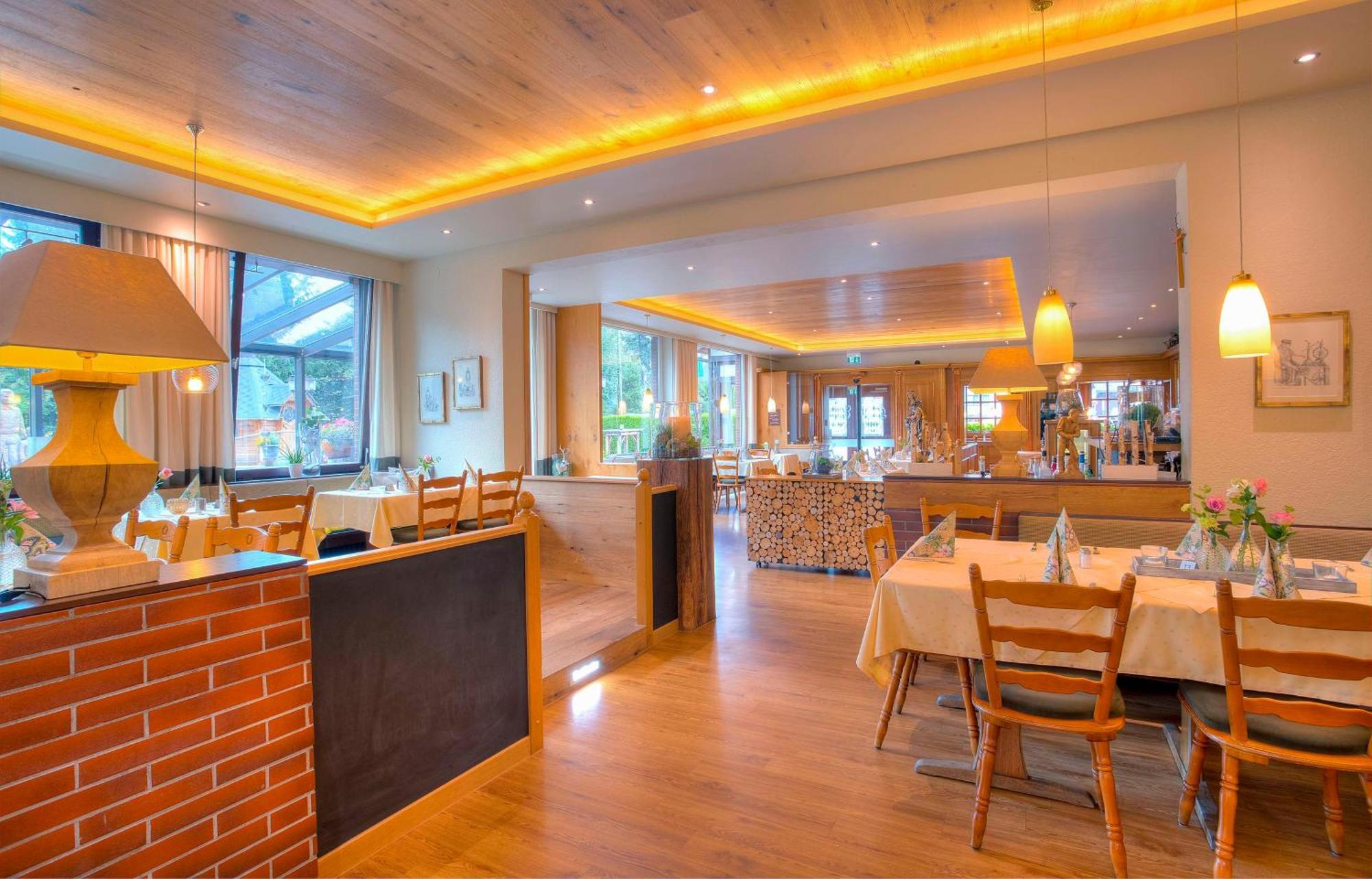 Best Western Hotel Brunnenhof ไวเบอร์สบรุนน์ ภายนอก รูปภาพ