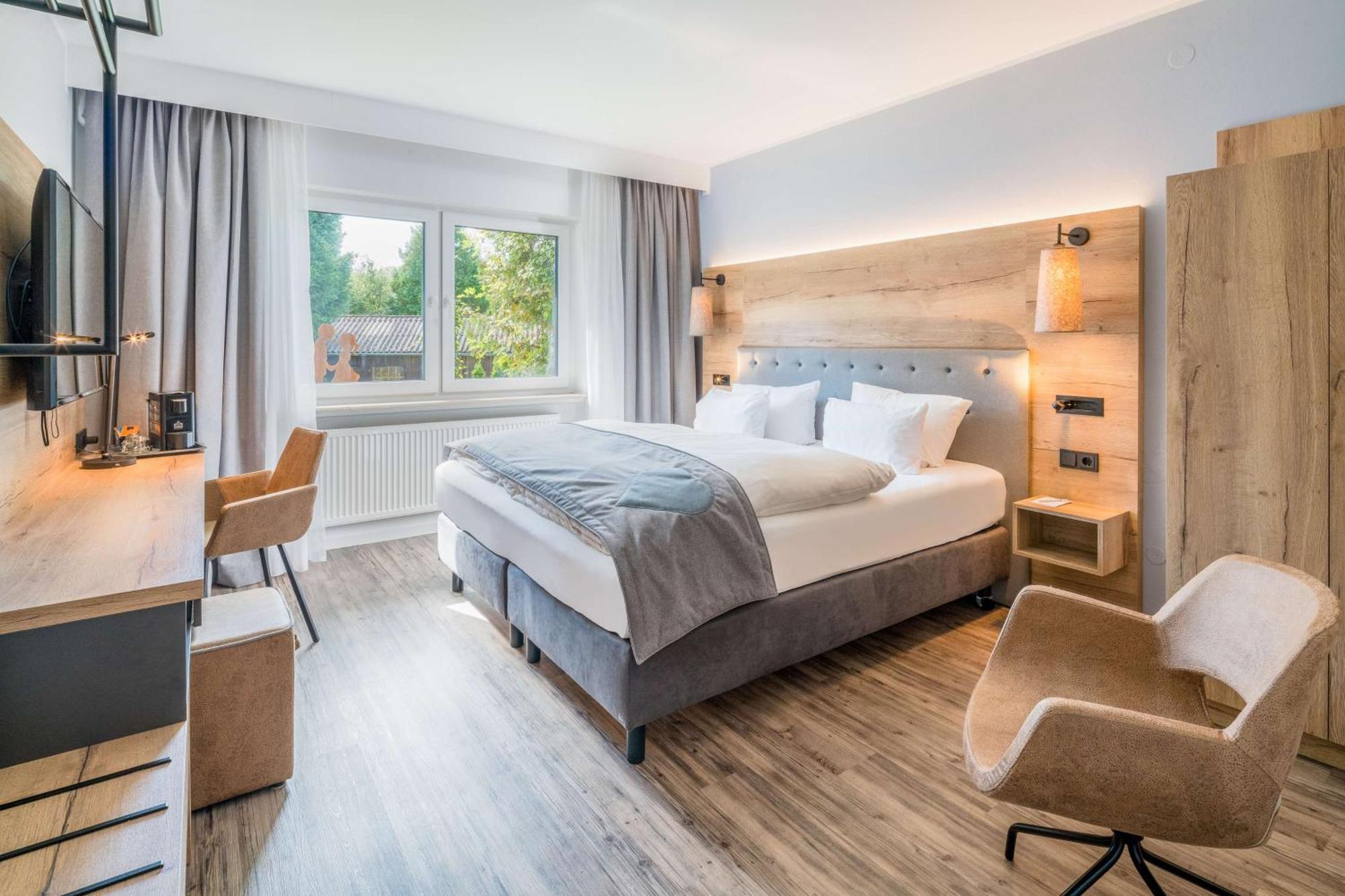 Best Western Hotel Brunnenhof ไวเบอร์สบรุนน์ ภายนอก รูปภาพ