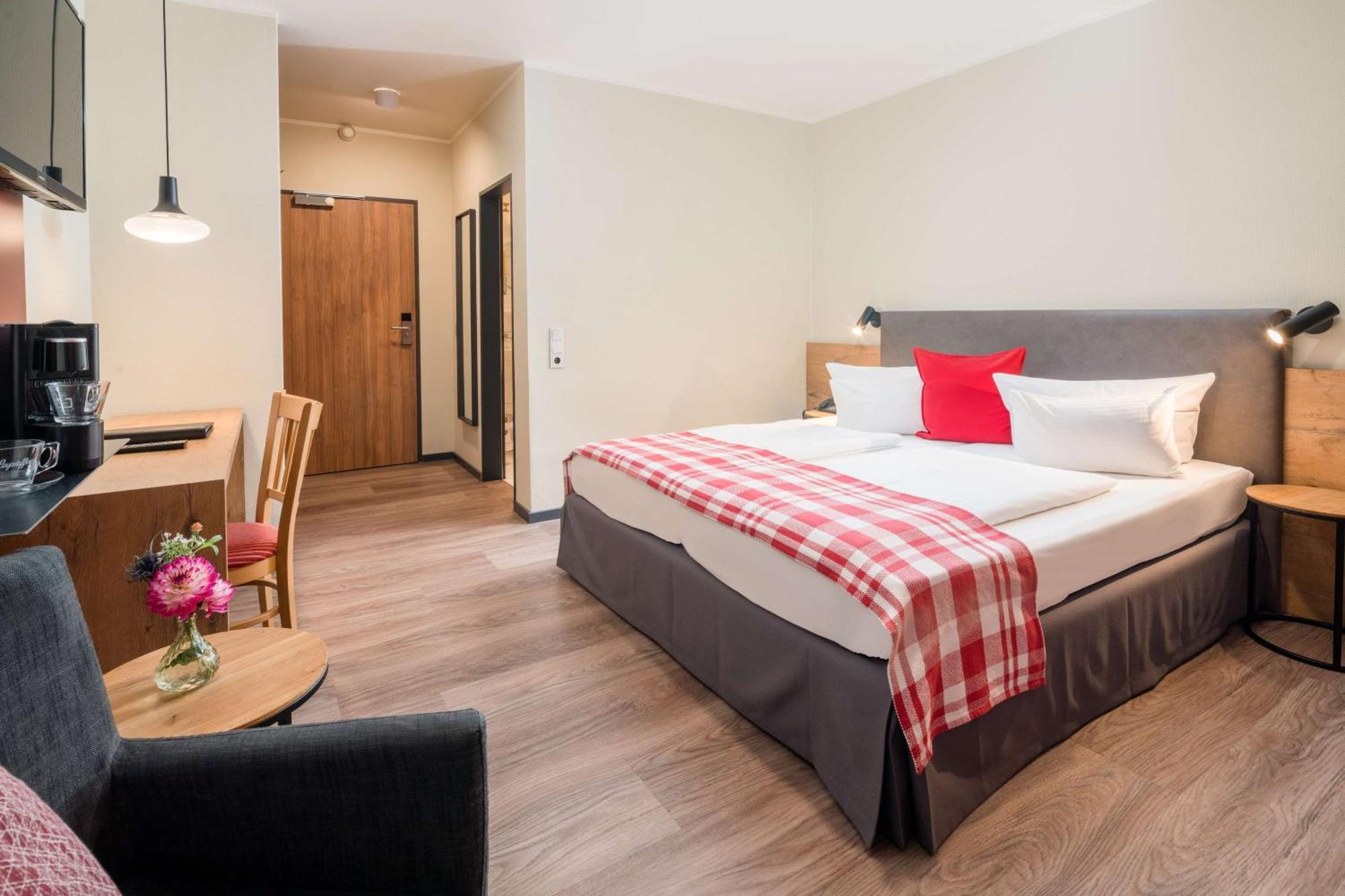 Best Western Hotel Brunnenhof ไวเบอร์สบรุนน์ ภายนอก รูปภาพ