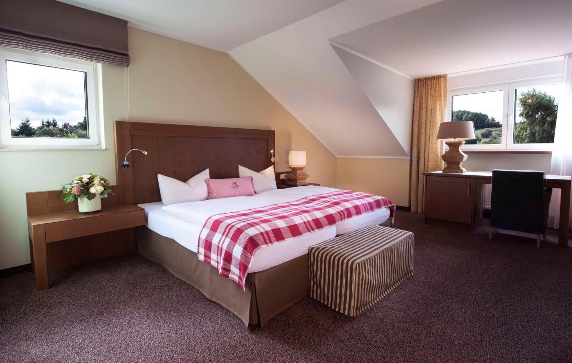 Best Western Hotel Brunnenhof ไวเบอร์สบรุนน์ ภายนอก รูปภาพ