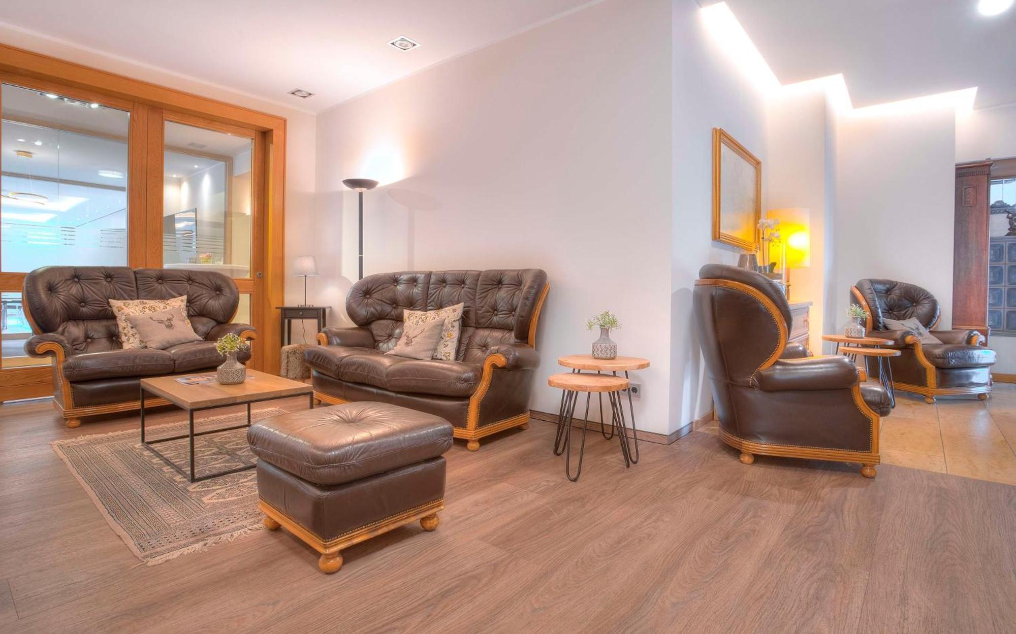 Best Western Hotel Brunnenhof ไวเบอร์สบรุนน์ ภายนอก รูปภาพ
