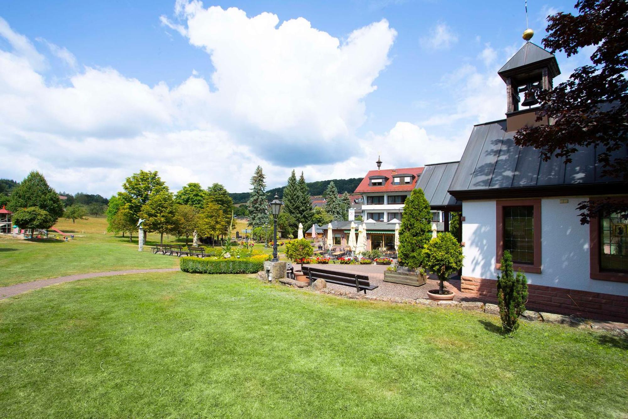 Best Western Hotel Brunnenhof ไวเบอร์สบรุนน์ ภายนอก รูปภาพ